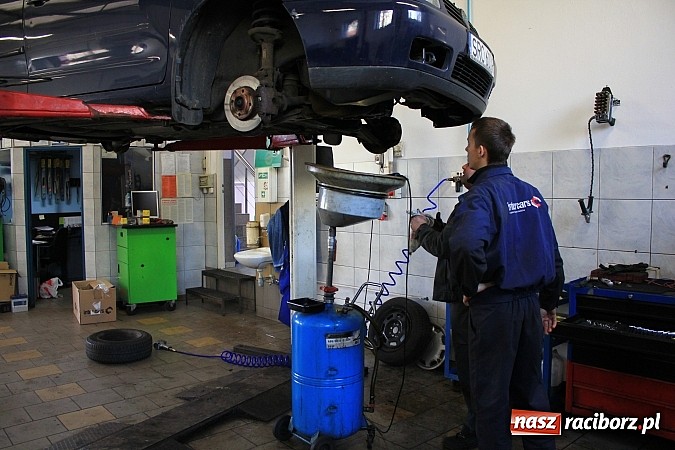 Zdjęcie w galerii na portalu naszraciborz.pl: Profesjonalna obsługa na piątkę z plusem! wiadomości z regionu