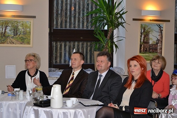 Zdjęcie w galerii na portalu naszraciborz.pl: IX Gminny Przegląd Kolęd i Pastorałek w Centrum Kultury w Tworkowie wiadomości z regionu