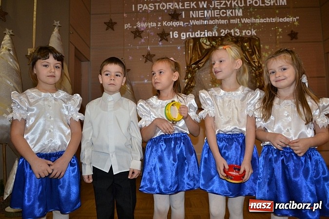 Zdjęcie w galerii na portalu naszraciborz.pl: IX Gminny Przegląd Kolęd i Pastorałek w Centrum Kultury w Tworkowie wiadomości z regionu