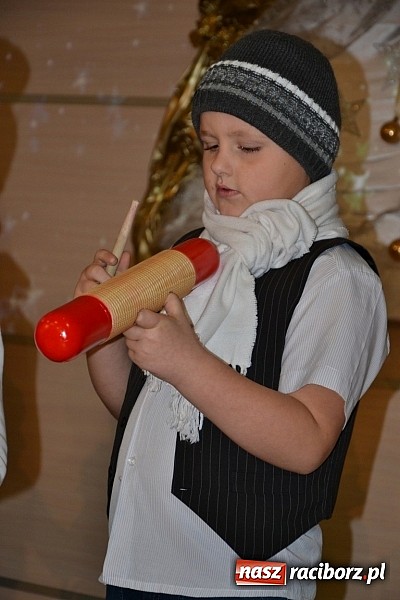 Zdjęcie w galerii na portalu naszraciborz.pl: IX Gminny Przegląd Kolęd i Pastorałek w Centrum Kultury w Tworkowie wiadomości z regionu