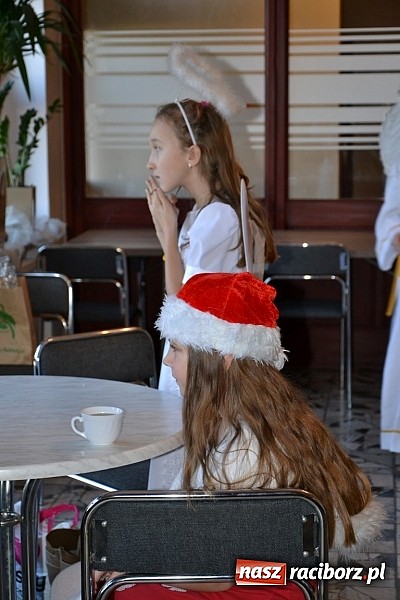 Zdjęcie w galerii na portalu naszraciborz.pl: IX Gminny Przegląd Kolęd i Pastorałek w Centrum Kultury w Tworkowie wiadomości z regionu