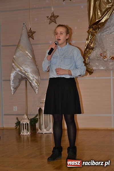 Zdjęcie w galerii na portalu naszraciborz.pl: IX Gminny Przegląd Kolęd i Pastorałek w Centrum Kultury w Tworkowie wiadomości z regionu