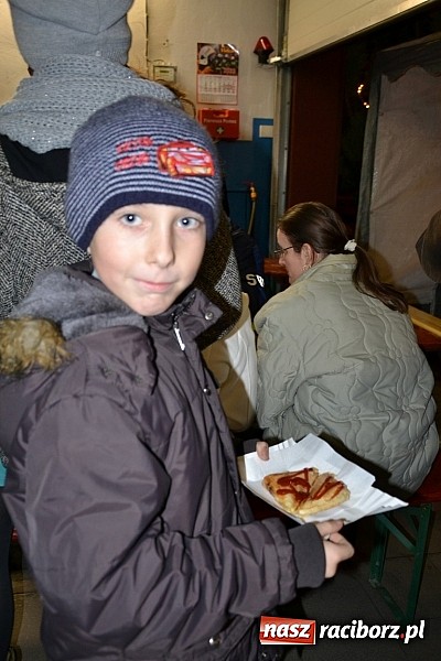 Zdjęcie w galerii na portalu naszraciborz.pl: Pierwszy Weihnachtsmarkt w Krzyżanowicach wiadomości z regionu