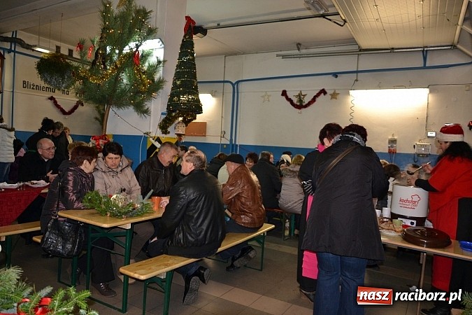 Zdjęcie w galerii na portalu naszraciborz.pl: Pierwszy Weihnachtsmarkt w Krzyżanowicach wiadomości z regionu