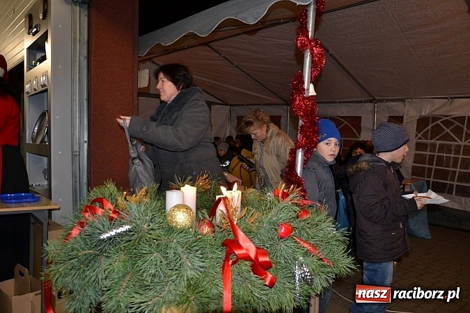 Zdjęcie w galerii na portalu naszraciborz.pl: Pierwszy Weihnachtsmarkt w Krzyżanowicach wiadomości z regionu