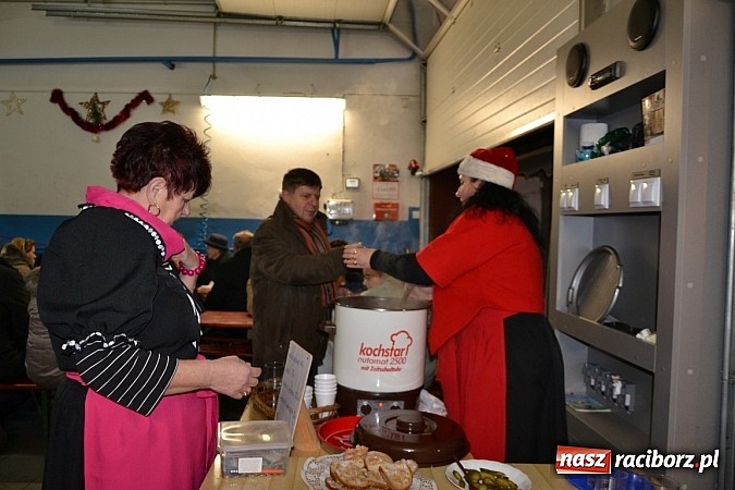 Zdjęcie w galerii na portalu naszraciborz.pl: Pierwszy Weihnachtsmarkt w Krzyżanowicach wiadomości z regionu