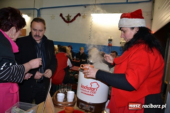Zdjęcie w galerii na portalu naszraciborz.pl: Pierwszy Weihnachtsmarkt w Krzyżanowicach wiadomości z regionu