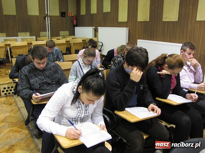 Zdjęcie w galerii na portalu naszraciborz.pl: 100 uczniów starało się o tytuł Lidera Biznesu wiadomości z regionu