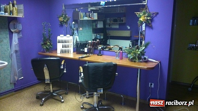 Zdjęcie w galerii na portalu naszraciborz.pl: Sylwestrowe szaleństwo na głowie z Salonem FIONA wiadomości z regionu