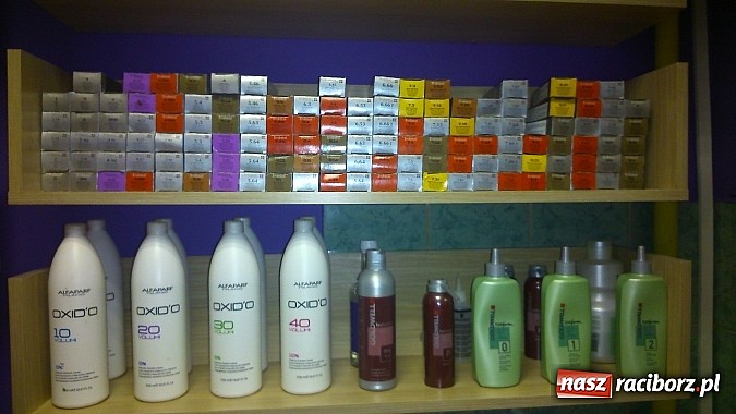 Zdjęcie w galerii na portalu naszraciborz.pl: Sylwestrowe szaleństwo na głowie z Salonem FIONA wiadomości z regionu