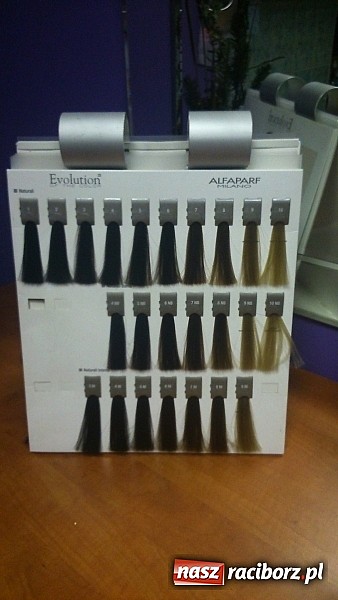 Zdjęcie w galerii na portalu naszraciborz.pl: Sylwestrowe szaleństwo na głowie z Salonem FIONA wiadomości z regionu