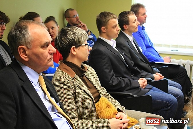 Zdjęcie w galerii na portalu naszraciborz.pl: O kurczących się miastach i niekorzystnej demografii, czyli wykład Tomasza Słupika wiadomości z regionu