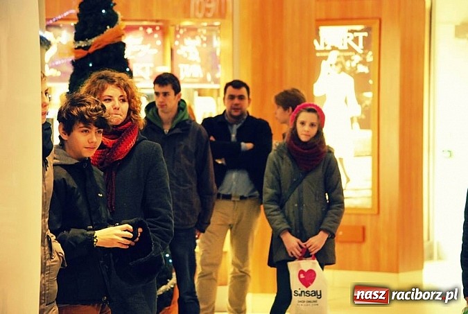 Zdjęcie w galerii na portalu naszraciborz.pl: Galeria Młyńska – nagrody w konkursie rozdane wiadomości z regionu