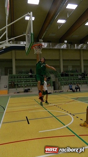 Zdjęcie w galerii na portalu naszraciborz.pl: Młodzi koszykarze wygrali w Gliwicach wiadomości z regionu