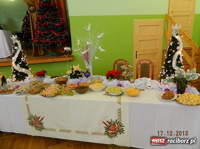 Zdjęcie w galerii na portalu naszraciborz.pl: Świąteczne przysmaki na kobylskich stołach wiadomości z regionu