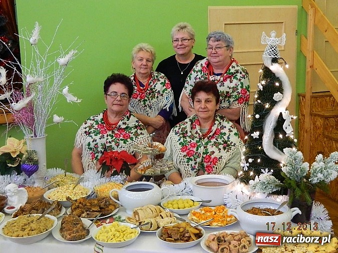 Zdjęcie w galerii na portalu naszraciborz.pl: Świąteczne przysmaki na kobylskich stołach wiadomości z regionu