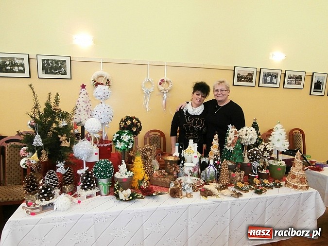 Zdjęcie w galerii na portalu naszraciborz.pl: Świąteczne przysmaki na kobylskich stołach wiadomości z regionu