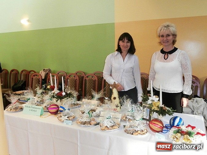 Zdjęcie w galerii na portalu naszraciborz.pl: Świąteczne przysmaki na kobylskich stołach wiadomości z regionu