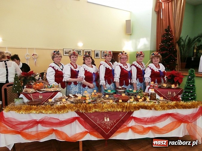 Zdjęcie w galerii na portalu naszraciborz.pl: Świąteczne przysmaki na kobylskich stołach wiadomości z regionu