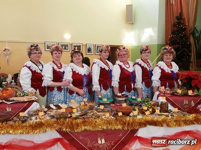 Zdjęcie w galerii na portalu naszraciborz.pl: Świąteczne przysmaki na kobylskich stołach wiadomości z regionu