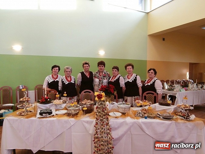 Zdjęcie w galerii na portalu naszraciborz.pl: Świąteczne przysmaki na kobylskich stołach wiadomości z regionu