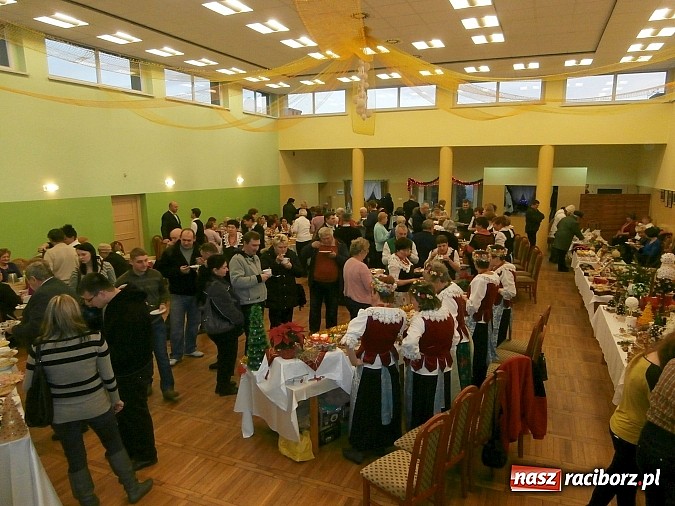 Zdjęcie w galerii na portalu naszraciborz.pl: Świąteczne przysmaki na kobylskich stołach wiadomości z regionu