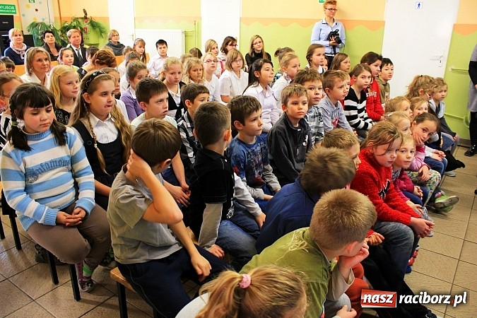 Zdjęcie w galerii na portalu naszraciborz.pl: Kolędy i pastorałki w ZSP w Wojnowicach wiadomości z regionu