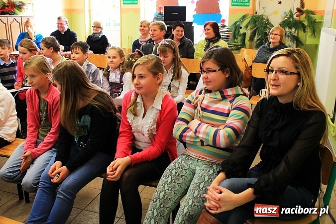 Zdjęcie w galerii na portalu naszraciborz.pl: Kolędy i pastorałki w ZSP w Wojnowicach wiadomości z regionu