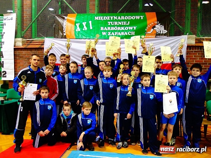 Zdjęcie w galerii na portalu naszraciborz.pl: Zapaśnicy Unii Racibórz znów najlepsi wiadomości z regionu