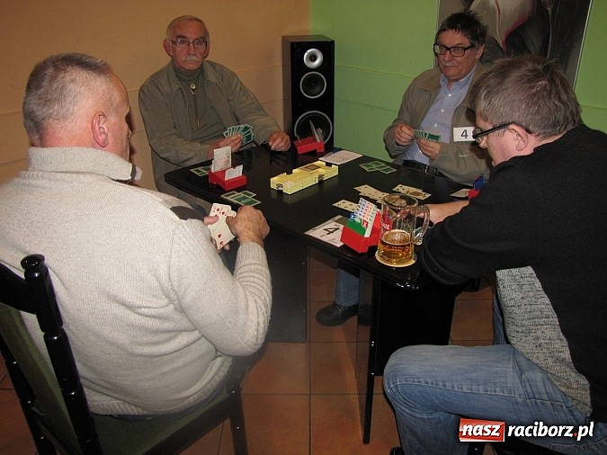 Zdjęcie w galerii na portalu naszraciborz.pl: Brydżyści żyją dłużej wiadomości z regionu