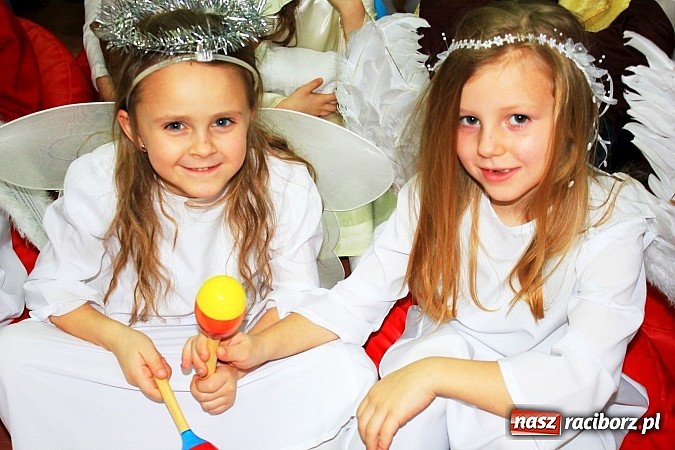 Zdjęcie w galerii na portalu naszraciborz.pl: W bibliotece zabrzmiały kolędy i pastorałki wiadomości z regionu