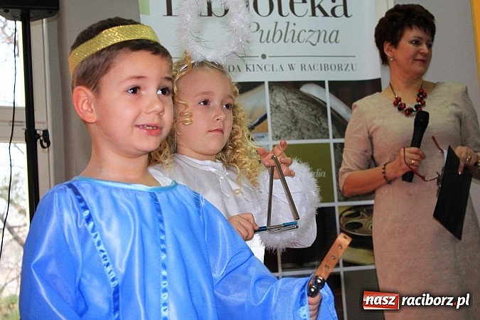 Zdjęcie w galerii na portalu naszraciborz.pl: W bibliotece zabrzmiały kolędy i pastorałki wiadomości z regionu