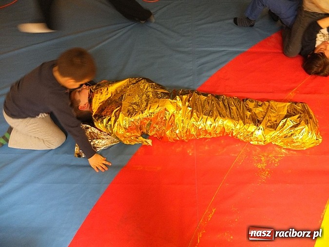 Zdjęcie w galerii na portalu naszraciborz.pl: W Łamatorze prowadzą zajęcia profilaktyczne wiadomości z regionu