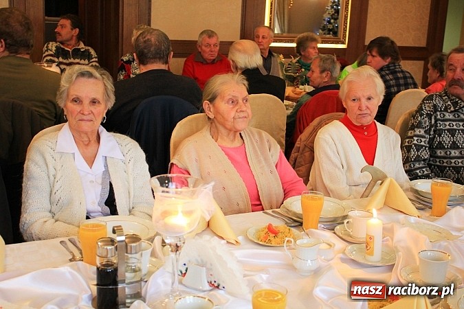 Zdjęcie w galerii na portalu naszraciborz.pl: Wigilia dla chorych i samotnych... wiadomości z regionu