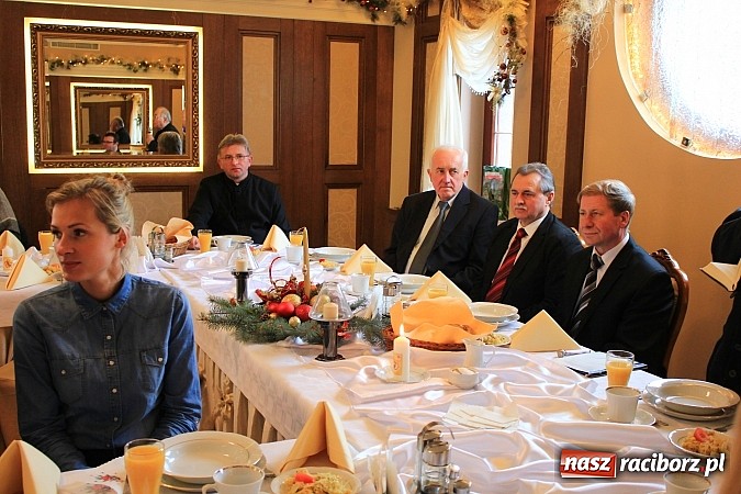 Zdjęcie w galerii na portalu naszraciborz.pl: Wigilia dla chorych i samotnych... wiadomości z regionu