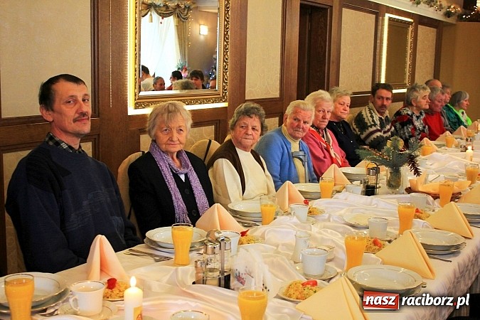 Zdjęcie w galerii na portalu naszraciborz.pl: Wigilia dla chorych i samotnych... wiadomości z regionu