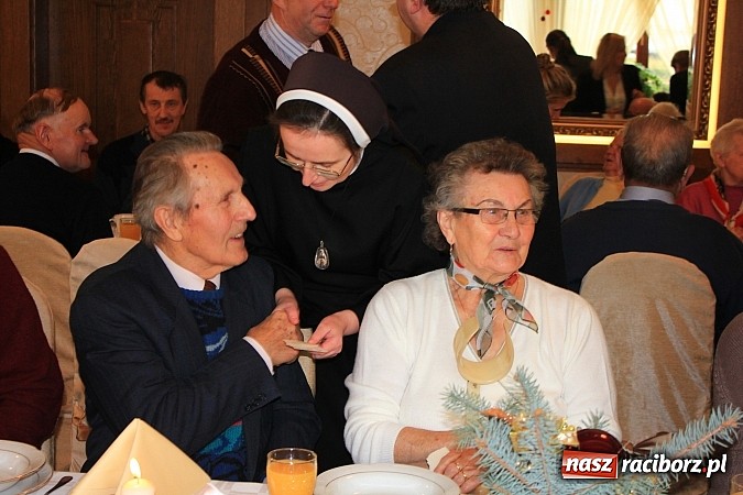 Zdjęcie w galerii na portalu naszraciborz.pl: Wigilia dla chorych i samotnych... wiadomości z regionu