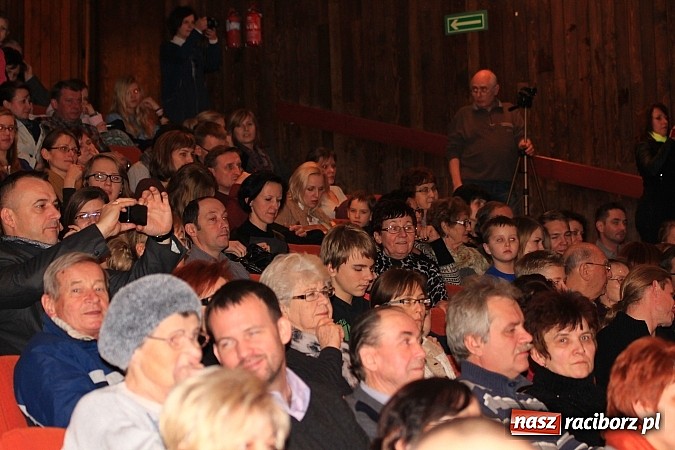 Zdjęcie w galerii na portalu naszraciborz.pl: Tradycyjny koncert kolęd w Szkole Muzycznej wiadomości z regionu