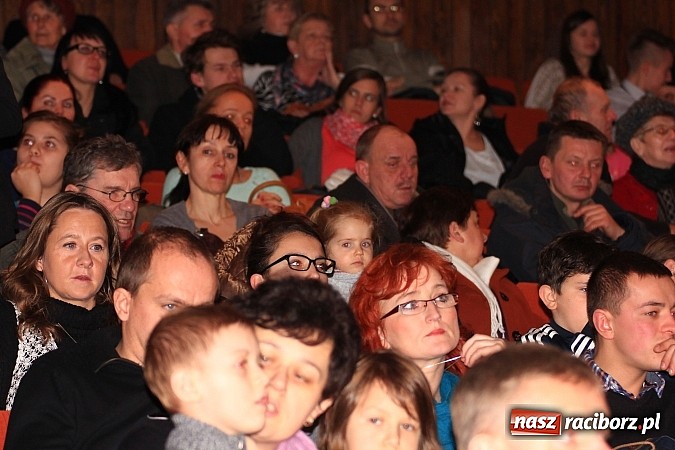 Zdjęcie w galerii na portalu naszraciborz.pl: Tradycyjny koncert kolęd w Szkole Muzycznej wiadomości z regionu