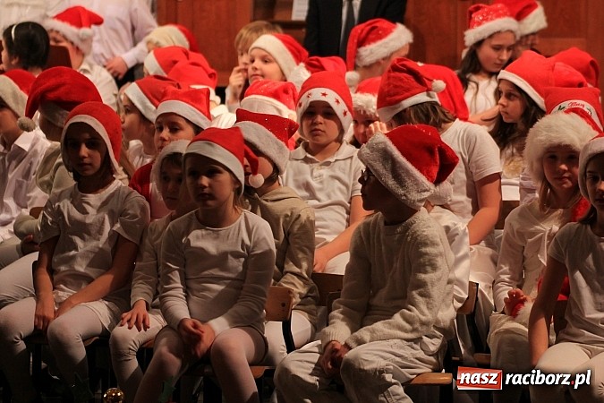 Zdjęcie w galerii na portalu naszraciborz.pl: Tradycyjny koncert kolęd w Szkole Muzycznej wiadomości z regionu