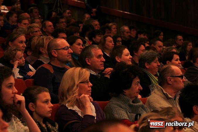 Zdjęcie w galerii na portalu naszraciborz.pl: Tradycyjny koncert kolęd w Szkole Muzycznej wiadomości z regionu
