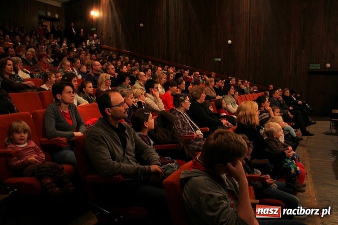 Zdjęcie w galerii na portalu naszraciborz.pl: Tradycyjny koncert kolęd w Szkole Muzycznej wiadomości z regionu