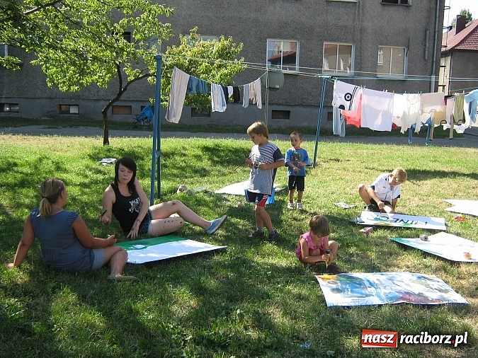 Zdjęcie w galerii na portalu naszraciborz.pl: Co robią streetworkerzy w Raciborzu? wiadomości z regionu