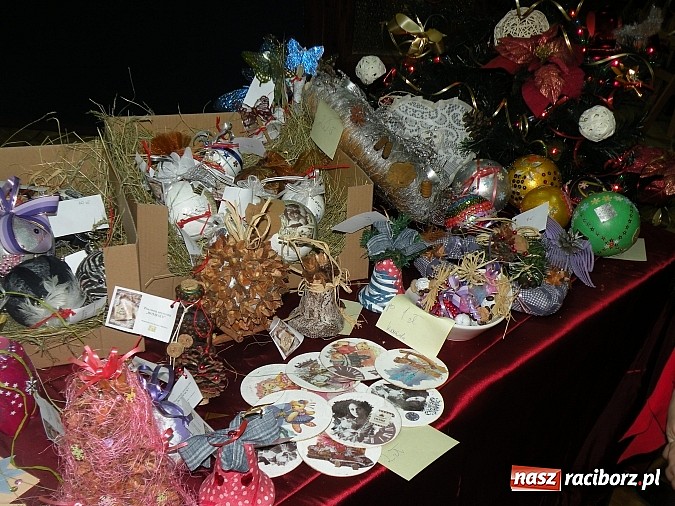 Zdjęcie w galerii na portalu naszraciborz.pl: Jasełkowy wieczór w MDK-u wiadomości z regionu