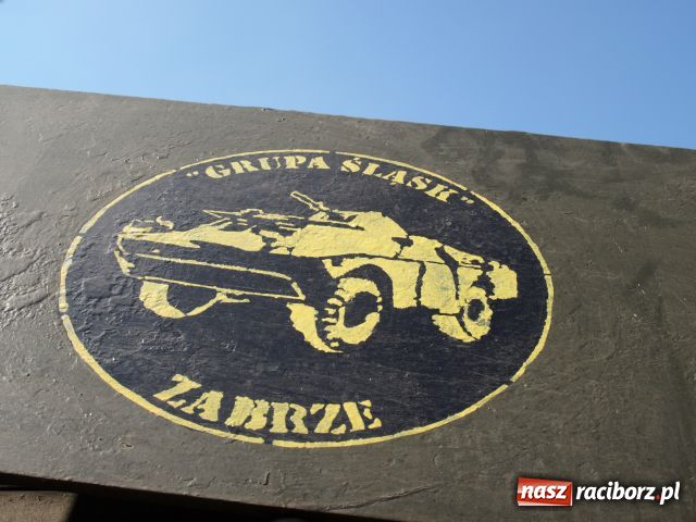 Zdjęcie w galerii na portalu naszraciborz.pl: Piknik militarny w Szymocicach wiadomości z regionu