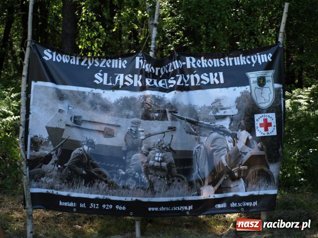 Zdjęcie w galerii na portalu naszraciborz.pl: Piknik militarny w Szymocicach wiadomości z regionu