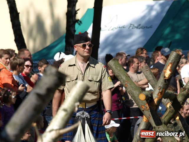 Zdjęcie w galerii na portalu naszraciborz.pl: Piknik militarny w Szymocicach wiadomości z regionu