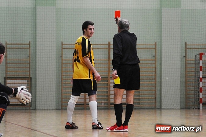 Zdjęcie w galerii na portalu naszraciborz.pl: HLPN: Nerwowo i czerwono w pierwszej lidze wiadomości z regionu