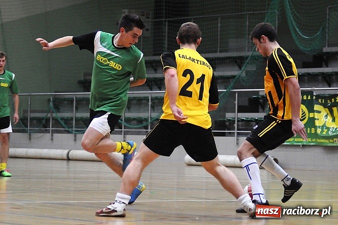 Zdjęcie w galerii na portalu naszraciborz.pl: HLPN: Nerwowo i czerwono w pierwszej lidze wiadomości z regionu