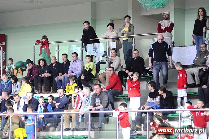 Zdjęcie w galerii na portalu naszraciborz.pl: Młodzi piłkarze walczyli w Rafako Arena wiadomości z regionu